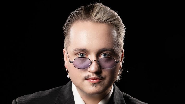 Antoine Delie revient avec son single "André" : "Transformer la haine en quelque chose de beau"