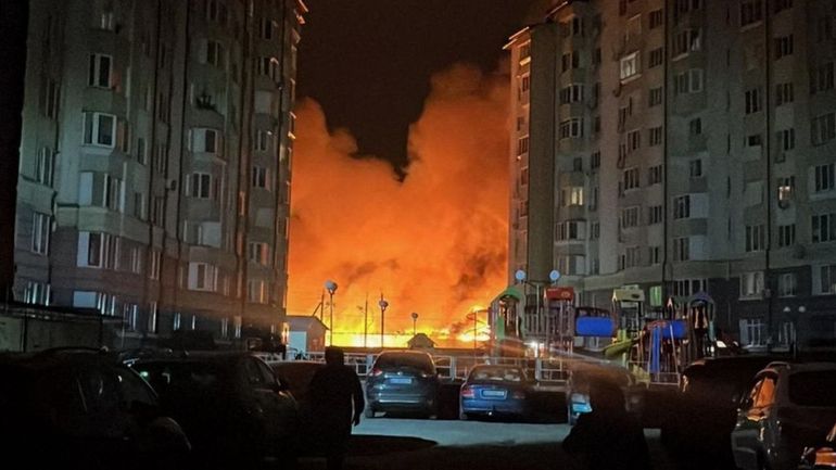 Frappes massives de drones et de missiles russes sur des sites énergétiques ukrainiens