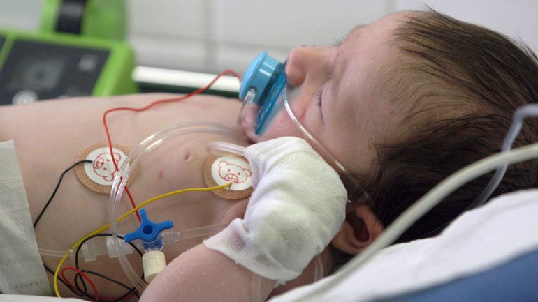 Bronchiolite : les hospitalisations liées au VRS chez les moins de cinq ans ont reculé de 39%