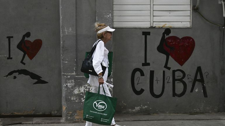 Sous pression, Cuba s'ouvre à l'économie de marché : est-ce la fin du régime communiste ?