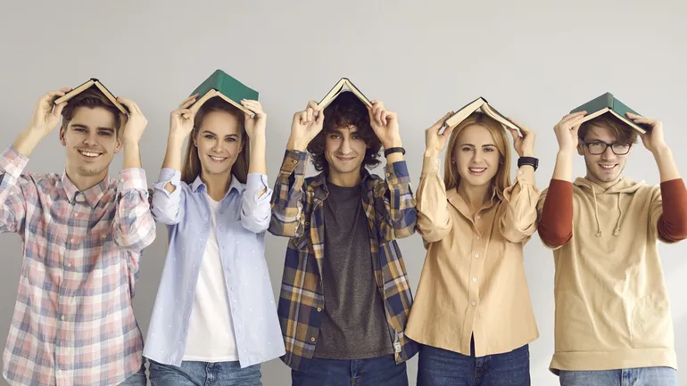 Six bienfaits de la lecture sur la santé mentale chez les jeunes, selon ...