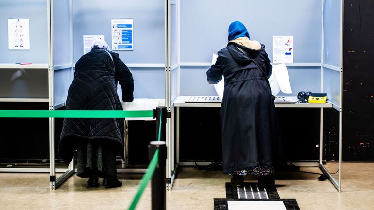 Élections législatives aux Pays-Bas : un parti centriste en tête des sondages de sortie des urnes, le PVV de Wilders deuxième