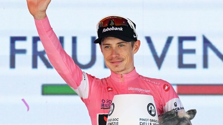 Giro 2026 : premier maillot rose pour Vingegaard, Narvaez nouveau cyclamen, les classements après la 14e étape