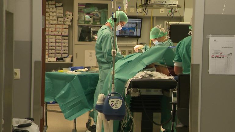 Les pistes d’experts pour réformer le secteur hospitalier : 39 hôpitaux devraient se transformer