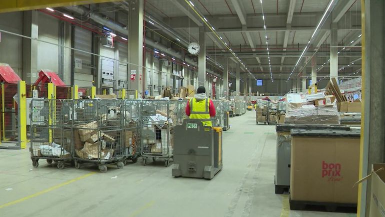 Bpost a remis une proposition aux syndicats, qui vont consulter leurs membres