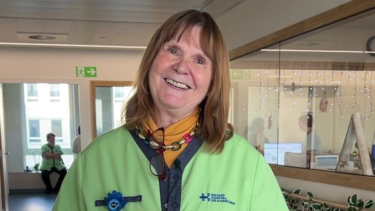 Annie, volontaire en soins palliatifs : "On offre à la personne qui est en partance, le fait d’exister encore pleinement" Annie, volontaire en soins palliatifs : "On offre à la personne qui est en partance, le fait d’exister encore pleinement"