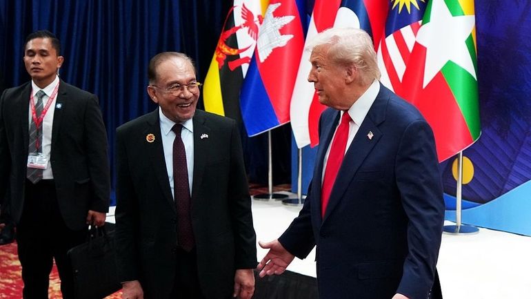 Avant sa rencontre avec Xi Jinping, Donald Trump signe un accord sur les terres rares avec la Malaisie Avant sa rencontre avec Xi Jinping, Donald Trump signe un accord sur les terres rares avec la Malaisie