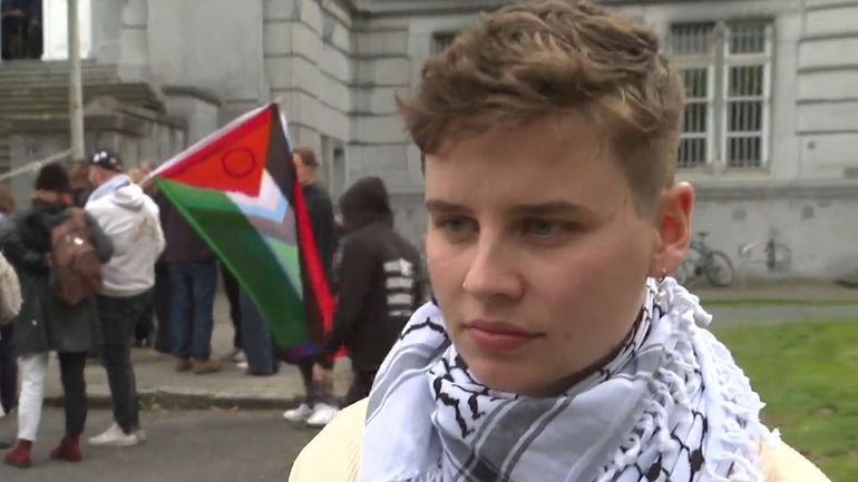 La jeune activiste flamande Anuna De Wever connaîtra le jugement à son encontre aujourd'hui, devant le tribunal correctionnel de Tournai