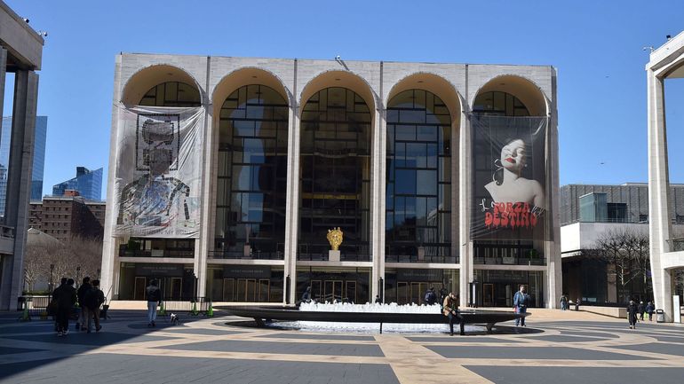 "Nous aimons le Lincoln Center, mais ils sont de mèche avec les fascistes" : des militants interrompent un opéra au Met de New York