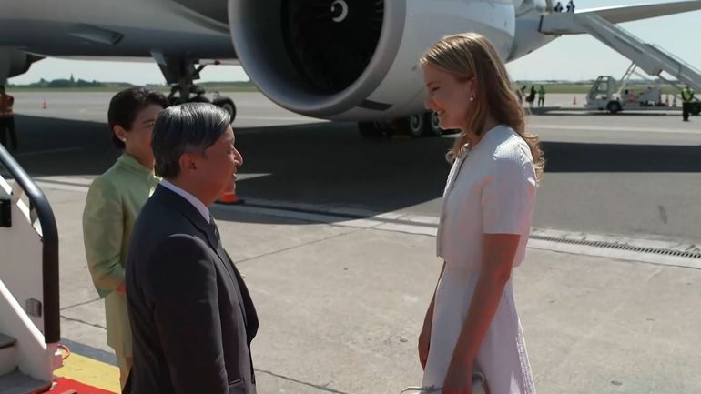 L'empereur et l'impératrice du Japon débutent leur visite d'État en Belgique