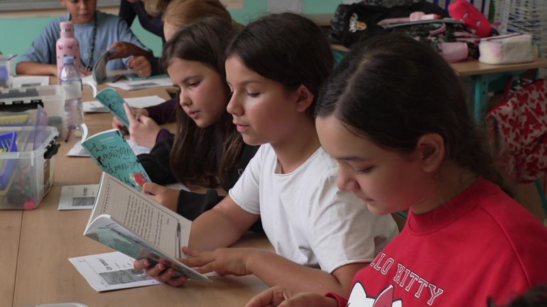"Sans ça, ce serait l'enfer" : immersion dans des écoles à encadrement différencié