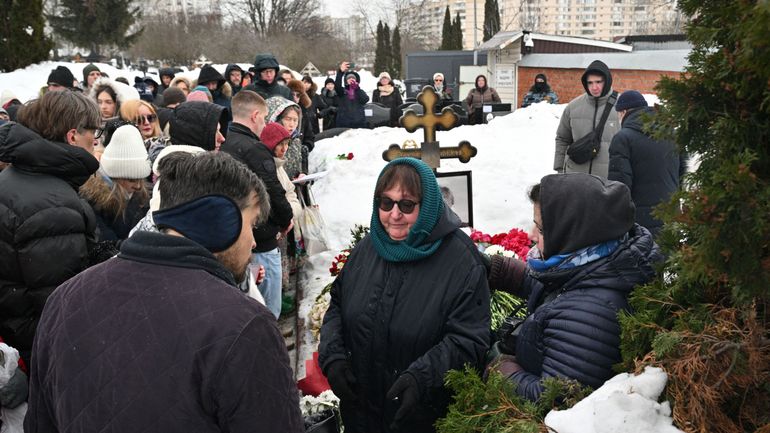 Deux ans après la mort de Navalny, sa mère réclame "justice" pour son fils "empoisonné"
