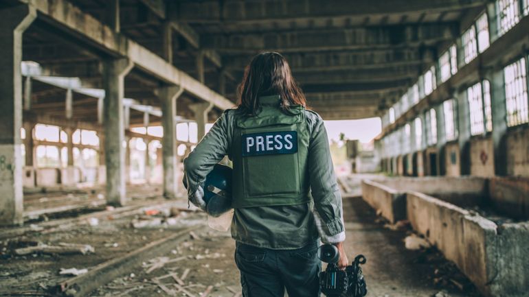 "Data journalism" et reporters de guerre : comment informer sur les conflits du monde lorsque le terrain est restreint aux journalistes ?