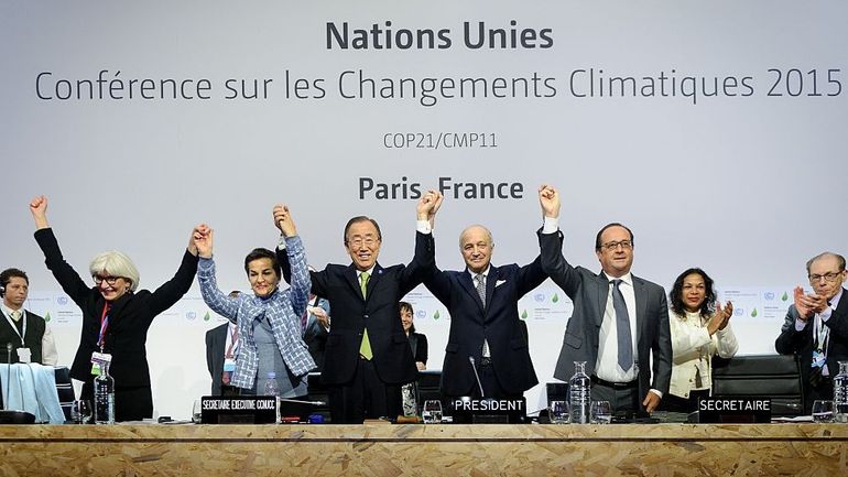 Dix ans après l’Accord de Paris sur le climat : des ambitions détricotées, mais le pire évité ?