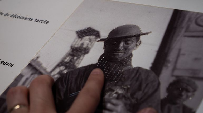 Au musée de la Boverie, l'art de Doisneau, accessible aussi aux non-voyants Au musée de la Boverie, l'art de Doisneau, accessible aussi aux non-voyants