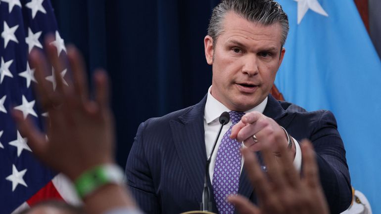 Soupçons d'ingérence du ministre américain de la Défense Hegseth dans les promotions d'officiers femmes et afro-américains