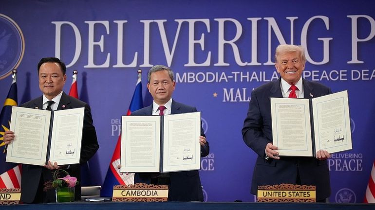 Donald Trump co-signe un accord de cessez-le-feu entre Cambodge et Thaïlande Donald Trump co-signe un accord de cessez-le-feu entre Cambodge et Thaïlande