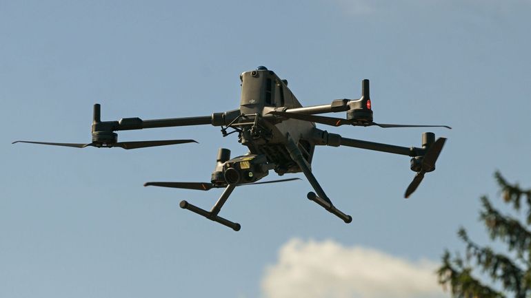 Les Pays-Bas ont tiré contre des drones qui survolaient une base aérienne