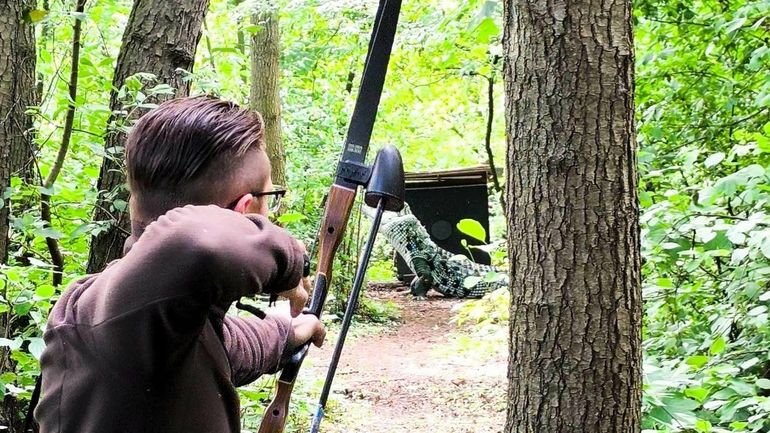 Le tir à l’arc nature, sport de précision insolite hérité du lointain Robin des Bois