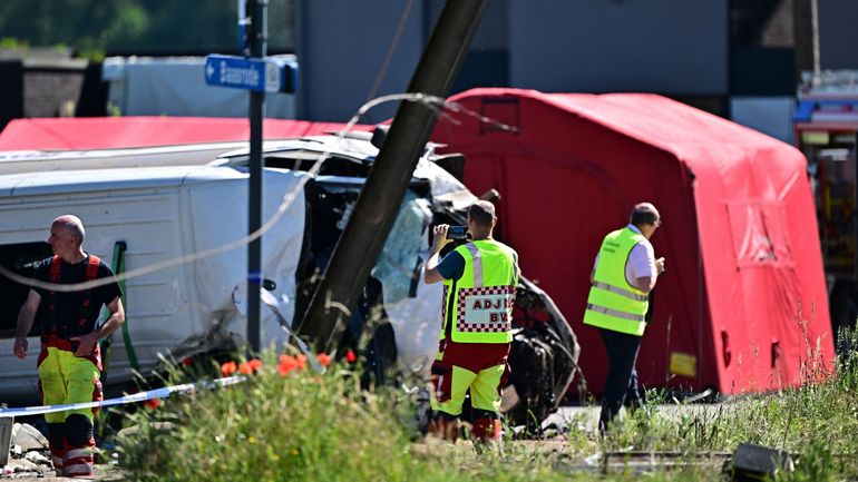 Collision mortelle à Buggenhout : la suppression des passages à niveau, un travail de longue haleine pour Infrabel