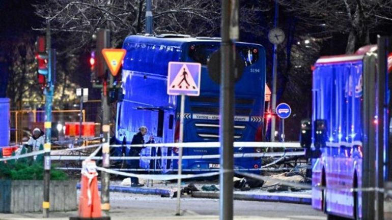 Passants tués par un bus en Suède : la police privilégie la piste de l'accident