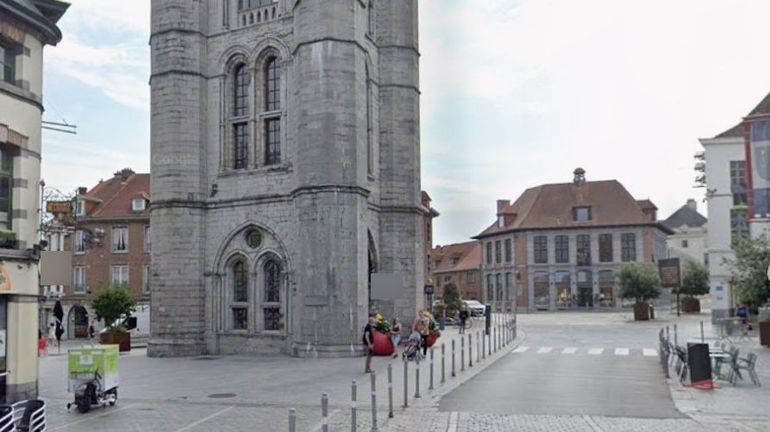 Chute mortelle au pied du beffroi de Tournai Chute mortelle au pied du beffroi de Tournai