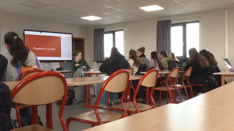 Blocus en reconversion professionnelle : " J'ai l'âge de leur maman", raconte Amandine, 44 ans