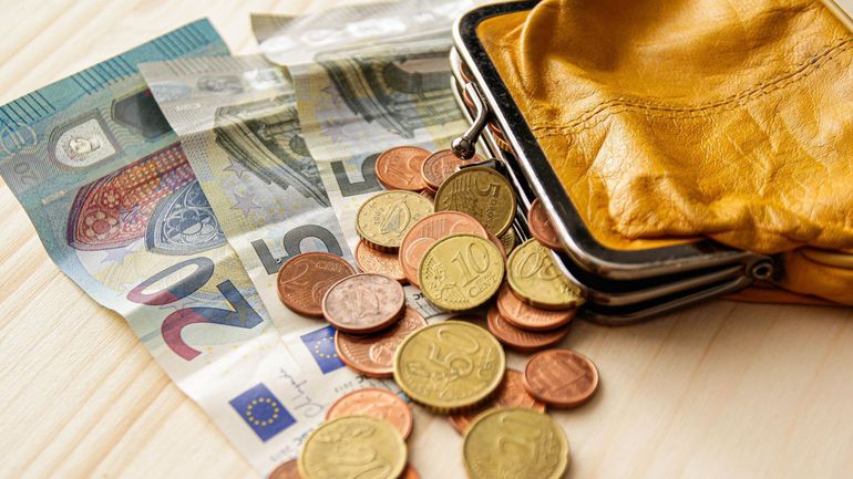 Salaire minimum, tarifs sociaux, chômage, facturation électronique... : voici tout ce qui change ce 1er avril