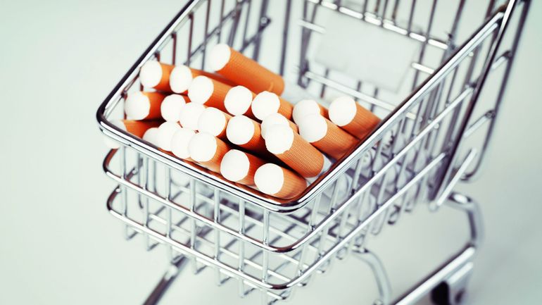 Publicité sur le tabac : une infraction constatée dans près d'un contrôle sur trois