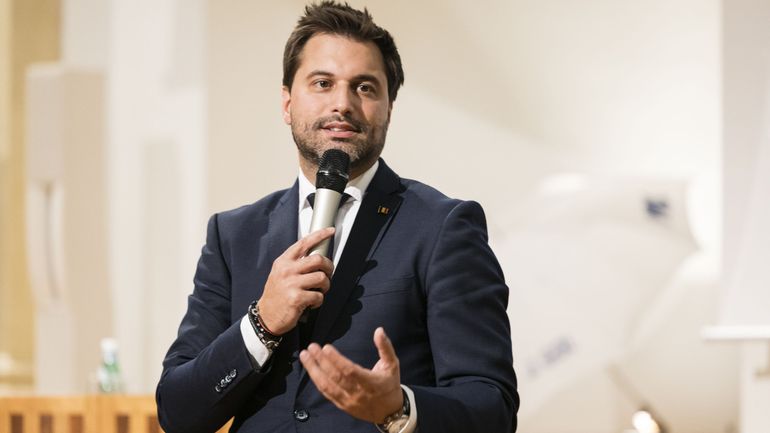 Le Centre Jean Gol écarté de la Foire du Livre : le MR accuse l'organisation de censure et annonce des actions en justice