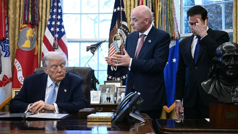 Les supporters d’Haïti et de l’Iran interdits aux USA par Trump pour la Coupe du monde : "La FIFA ne peut rien faire et ne va rien faire" Les supporters d’Haïti et de l’Iran interdits aux USA par Trump pour la Coupe du monde : "La FIFA ne peut rien faire et ne va rien faire"