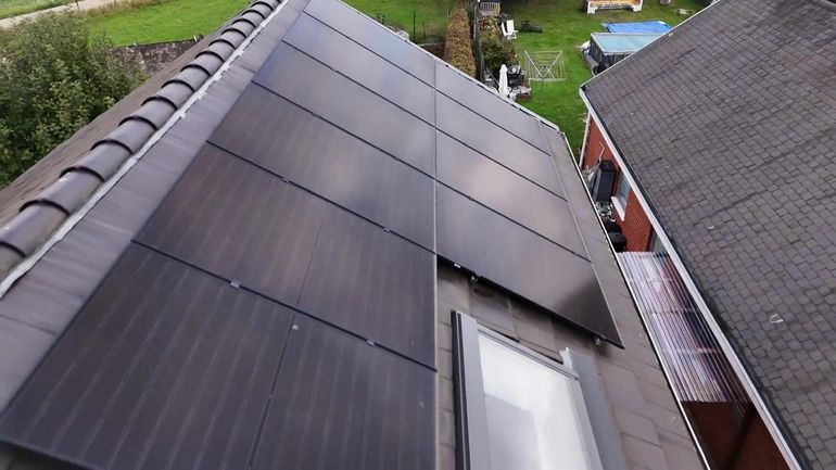 Investir dans des panneaux photovoltaïques en 2025 : toujours rentable ?
