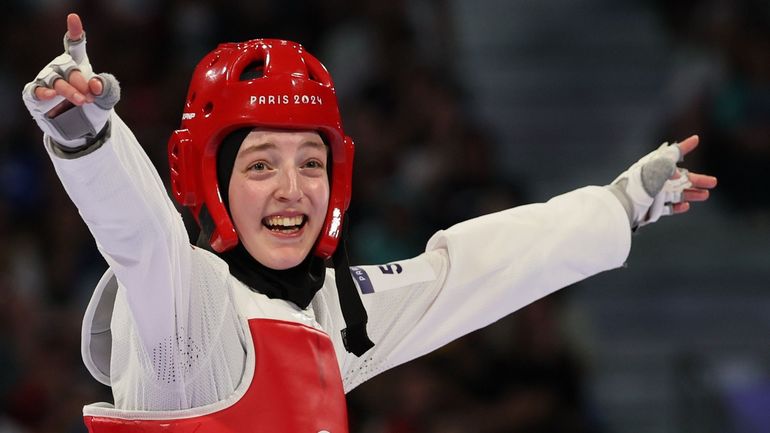 Sarah Chaâri à nouveau sur le toit du monde en taekwondo : "Ce deuxième titre vient confirmer le premier" Sarah Chaâri à nouveau sur le toit du monde en taekwondo : "Ce deuxième titre vient confirmer le premier"