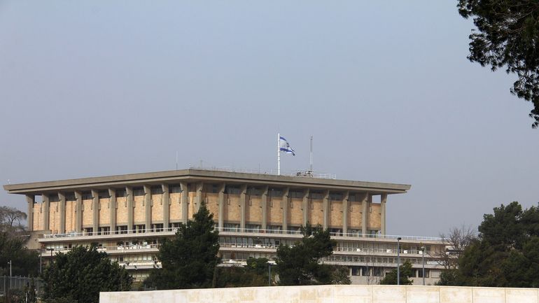 Israël: le Parlement adopte une loi instaurant la peine de mort pour les prisonniers palestiniens