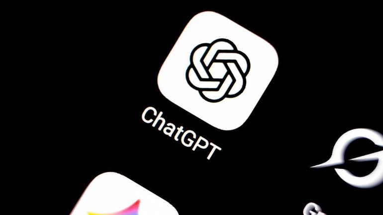 Publicité sur ChatGPT : OpenAI transforme son intelligence artificielle en plateforme commerciale