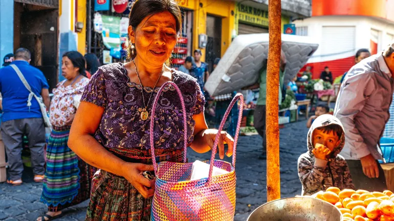 San Pedro La Laguna a été puiser dans la culture ancestrale et l&#x27;artisanat local pour trouver les alternatives au plastique. 
