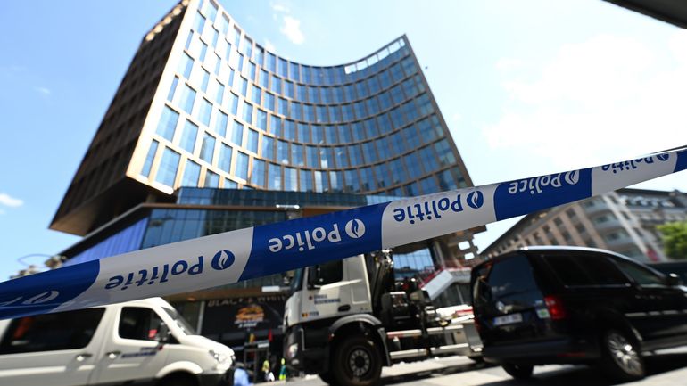 Incendie mortel de la place de Brouckère à Bruxelles : six personnes sont mortes, leur identification en cours