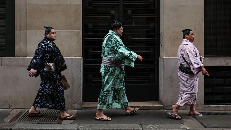 France : après trente ans d'absence, les maîtres du sumo, considérés comme des demi-dieux, sont de retour à l'accord Arena de Paris-Bercy