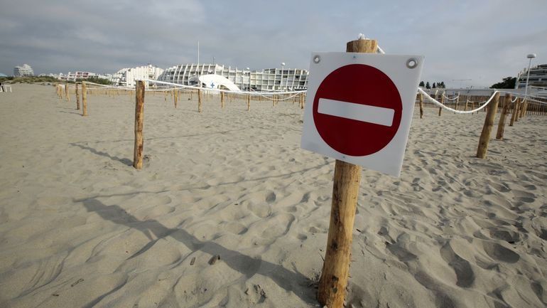 "J'ai tourné dans la mauvaise direction" : un Néerlandais distrait coince son véhicule dans un escalier de la digue à Blankenberge