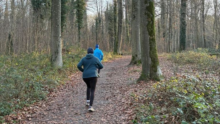 "Surtout pendant les fêtes c'est important !" : les joggeurs profitent de Noël pour courir