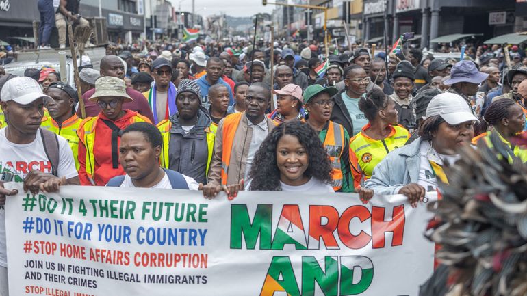 Plusieurs milliers de Sud-Africains dans la rue pour réclamer le départ des sans-papiers accusés de voler leur travail