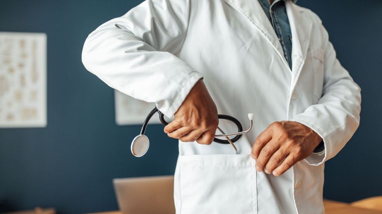 Les médecins de l'Absym attaquent la loi-cadre en justice