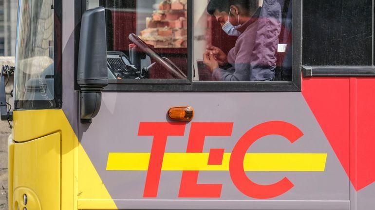 Nouveau rebondissement au TEC Charleroi : certains bus et trams devraient reprendre la route ce samedi