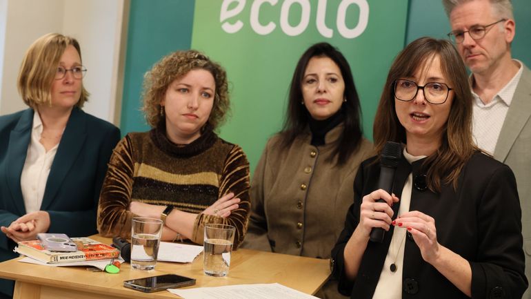 "Nous sommes dans un véritable entre-deux" : tourné vers l'avenir, Ecolo présente ses vSux et dénonce l'autoritarisme ambiant