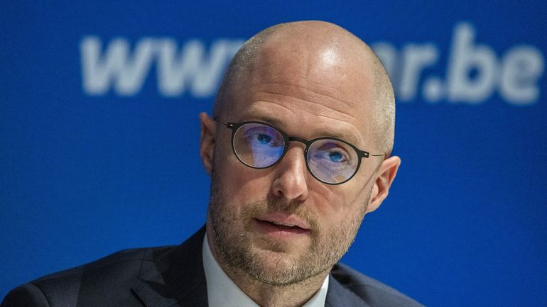 Sondage : il y a un souci avec notre système politique ? Sondage : il y a un souci avec notre système politique ?