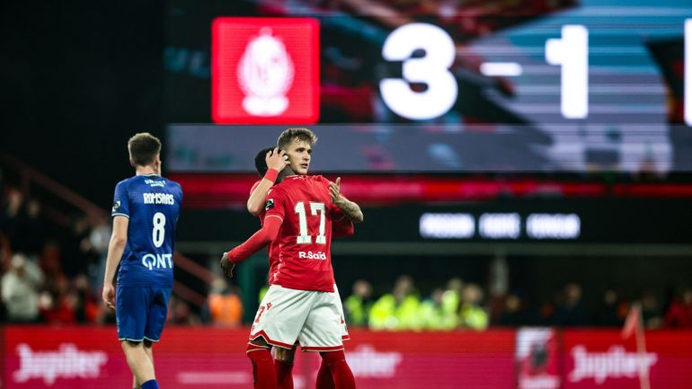 Un Standard efficace se joue de Charleroi pour empocher le choc wallon Un Standard efficace se joue de Charleroi pour empocher le choc wallon