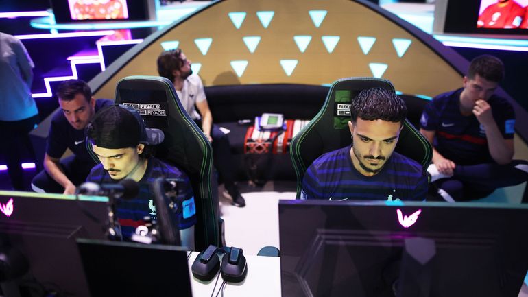 Esport : parier de l’argent sur des parties de jeux vidéo, un nouveau phénomène ?