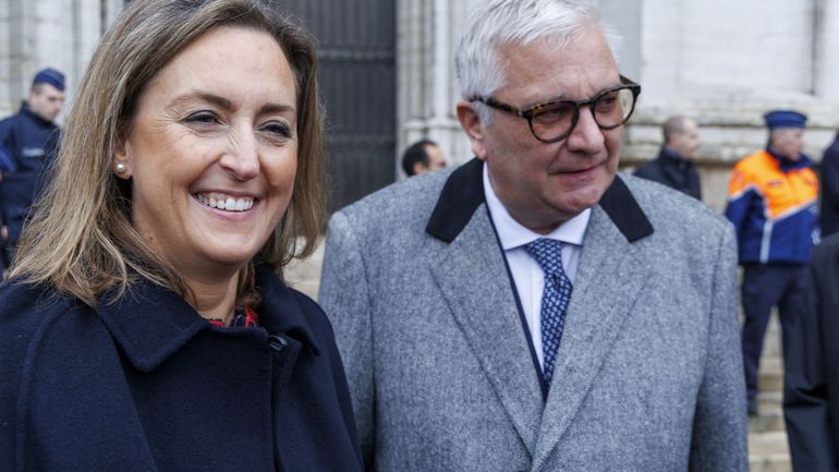 Jusqu'à quinze mois de prison requis pour cinq prévenus inculpés d'avoir arnaqué le prince Laurent et la princesse Claire