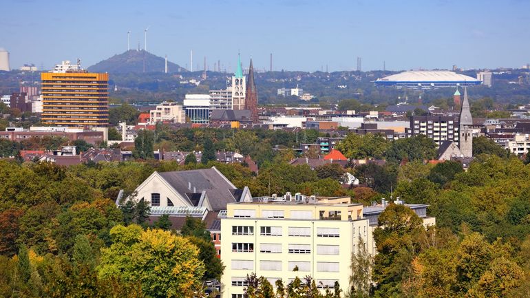 Allemagne : une vingtaine de blessés, dont trois graves, dans une collision entre deux trams à Gelsenkirchen, dans la Ruhr