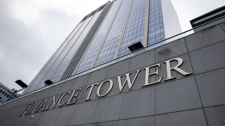 Déclarations d'impôts simplifiées : le fisc contraint de renvoyer 950.000 propositions papier